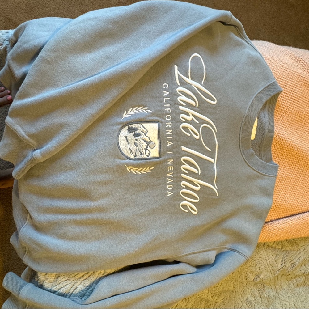 A&F sweater